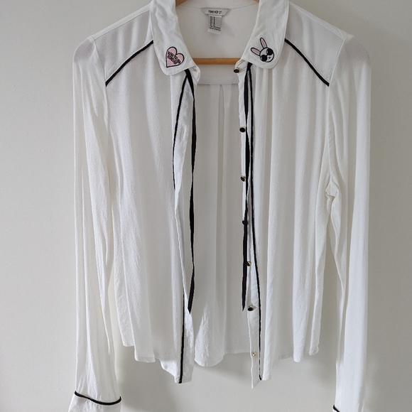 Forever 21 Buttondown Tie Neck Blouse with Patches. Sheer, White, Size M - Picture 4 of 4